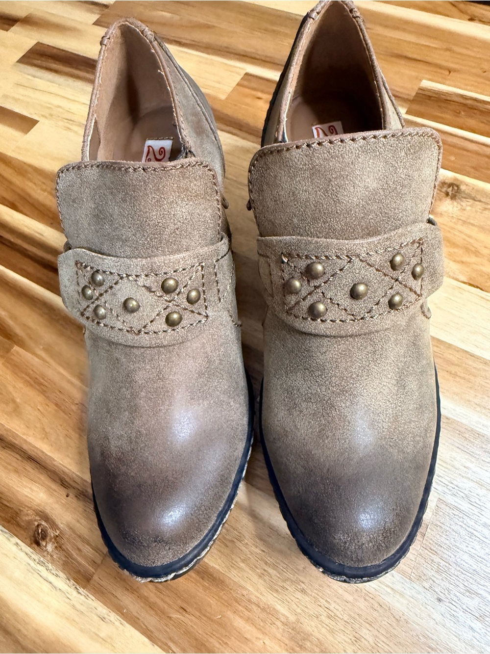 NWOT faux leather westernStudded ankle boots distressed cowgirl festival flannel
